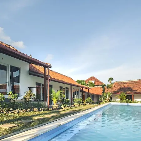 Nami Surf Stay